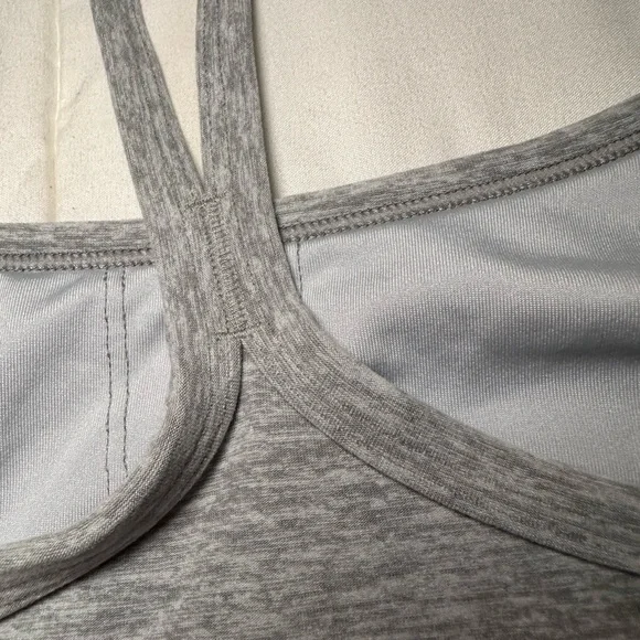 Alo Airlift Intrigue Bra - Picture 4 of 4